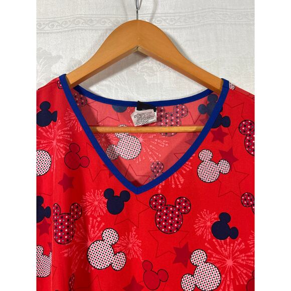 Disney Scrub Top XL Red White Blue Mickey Mouse Heads Patriotic 4th of July Star - Picture 5 of 9
